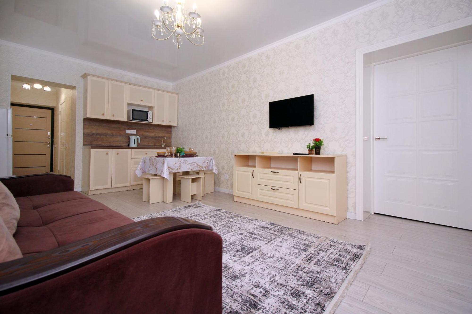 Your Home Away From Home 213 Almaty Esterno foto