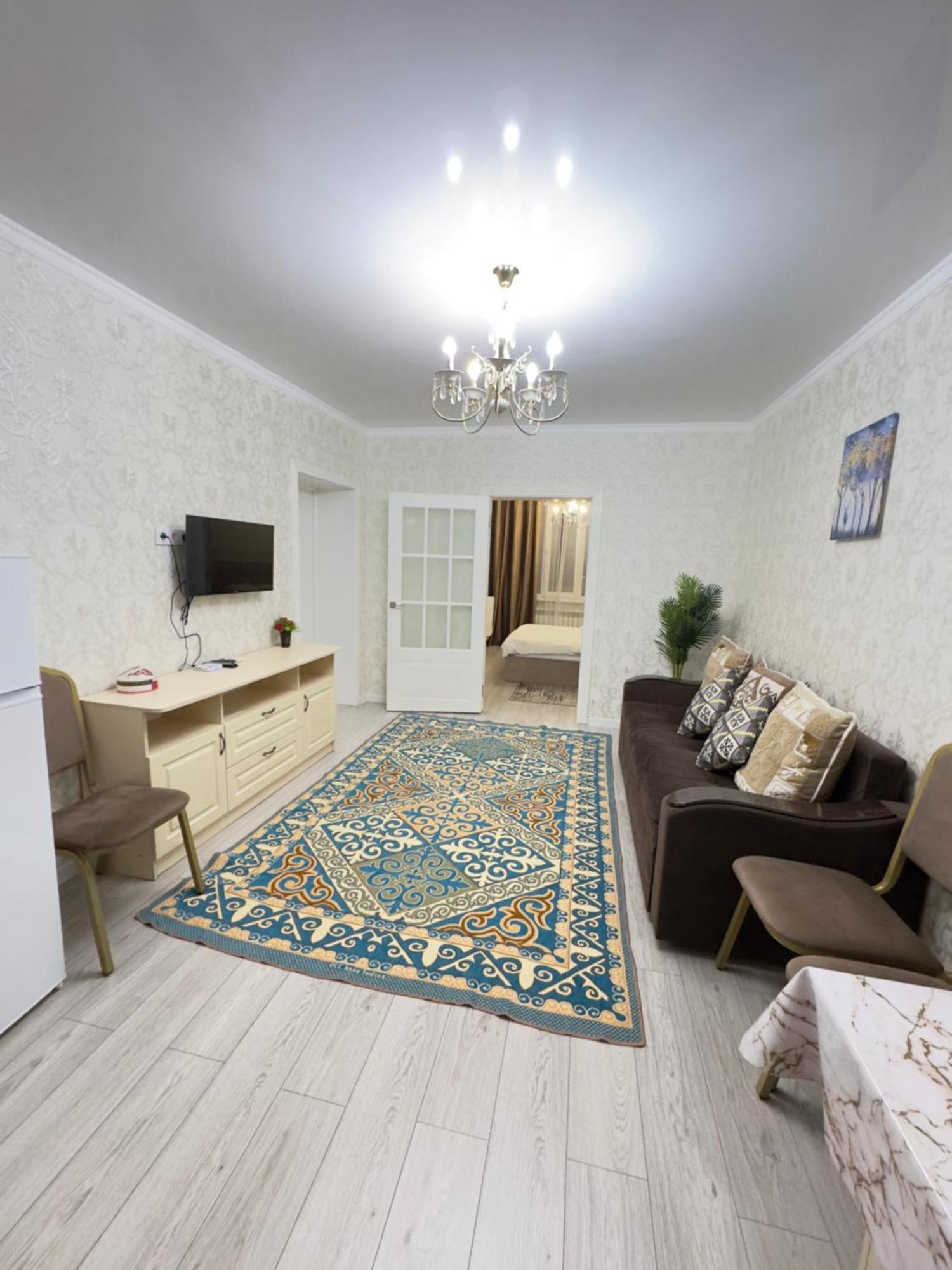 Your Home Away From Home 213 Almaty Esterno foto