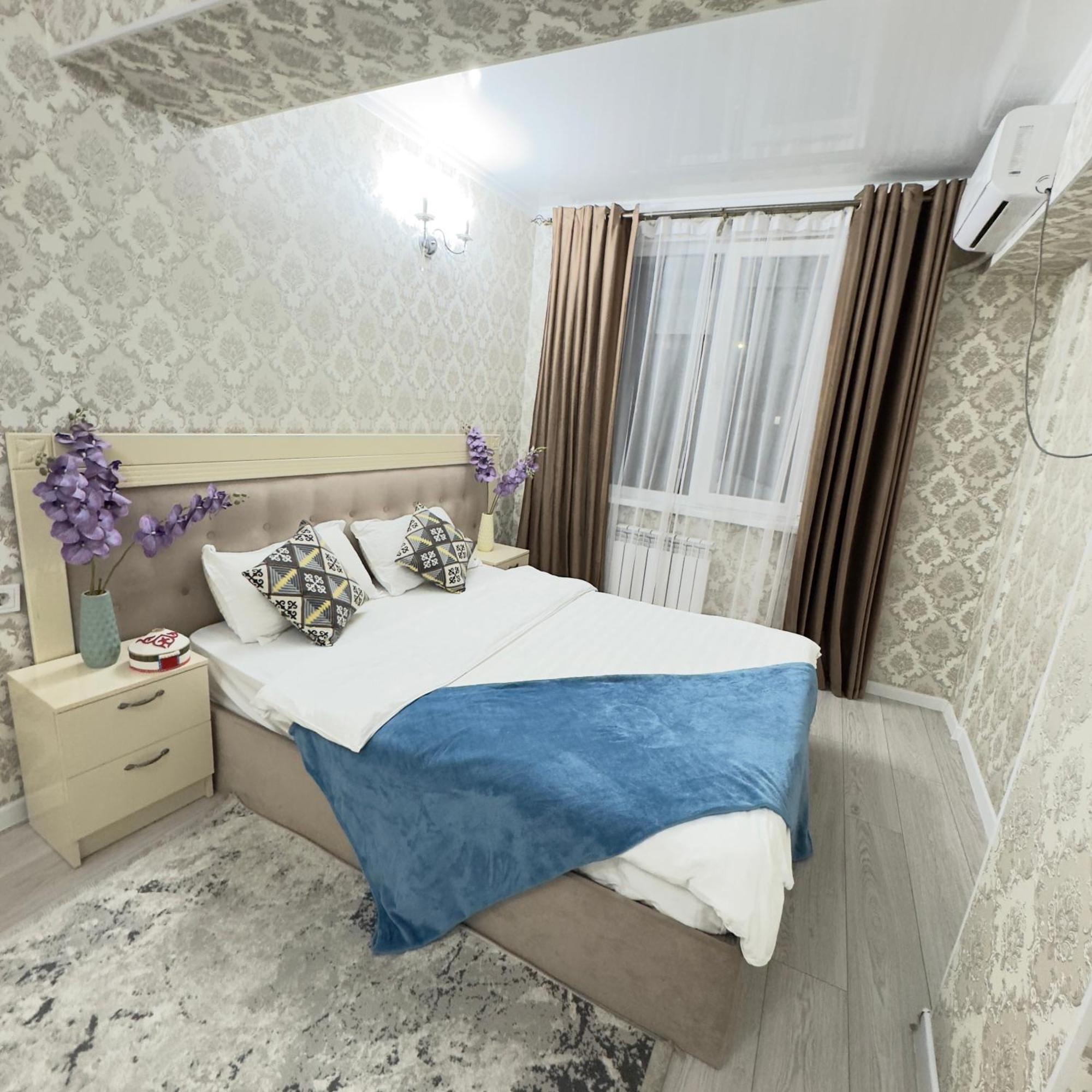 Your Home Away From Home 213 Almaty Esterno foto