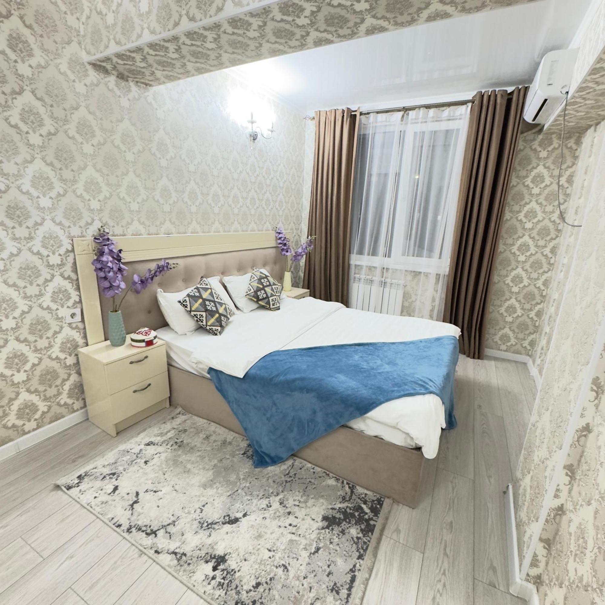 Your Home Away From Home 213 Almaty Esterno foto